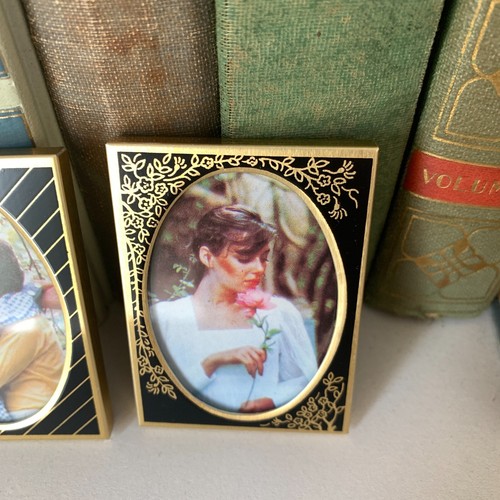 Vintage Mini Photo Frame 70s 80s Art Deco Black Gold Set of 3 Retro Table Decor - Picture 2 of 8