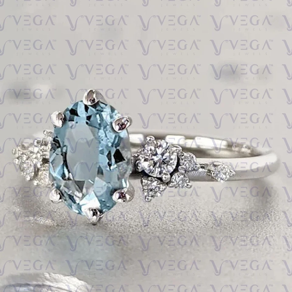 4.50Carat Oval Natural Aquamarine and Diamond Cluster Ring 950PT Platinum Plated - Image 2 of 4