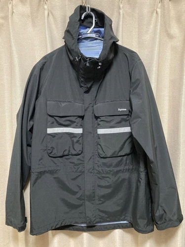 Veste noire à couture collée haute visibilité Supreme taille XL premier arrivé, premier servi !!