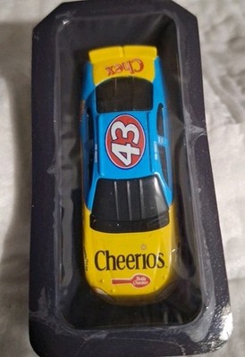 NASCAR 43 John Andretti Chex / Cheerios Cereal Toy Dodge R/T Race Car 1:64 Scale