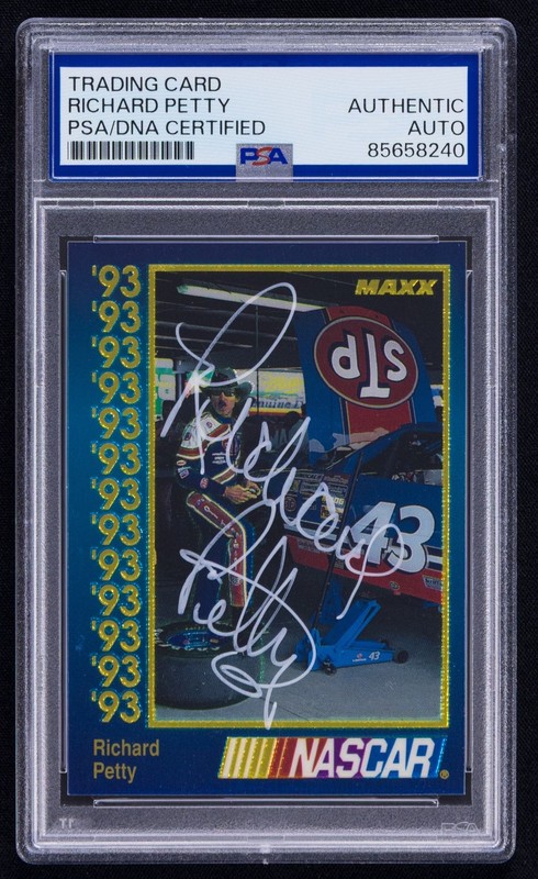 Richard Petty Signed 1993 Maxx Premier Plus Card #43 (PSA) NASCAR Racing Auto