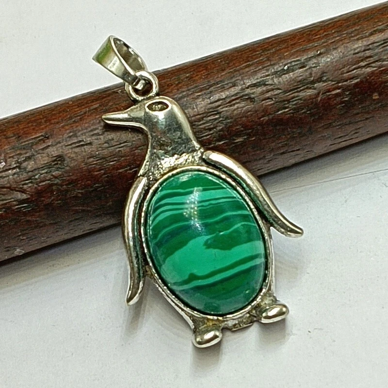 Pendentif En Malachite Superbe - Pierre Naturelle Verte Non Traitée - Lot N°4 Avec Un Cadeau