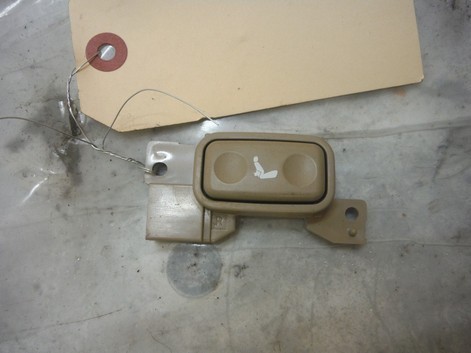 1998 LEXUS LS400 4DR A/T PASSENGER FRONT SEAT LUMBAR SWITCH OEM 1997 1999 2000 - Picture 1 of 1