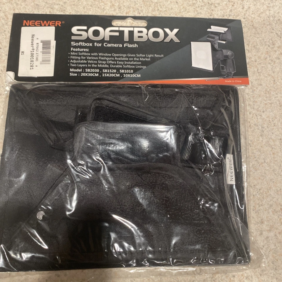 NEEWER Flash Diffuser Light Softbox 6" x 5", Universal, Collapsible NIB - Image 3 of 4