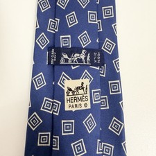 Hermes Mens Tie Geometric Squares Navy/Cream Silk 595 SA 3.25" W x 57" L guc
