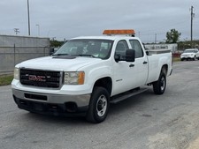 2012 GMC Duramax Diesel 8' Bed 