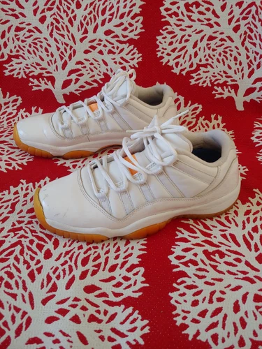 Scarpe da basket Jordan 11 basse retrò agrumi giovanili