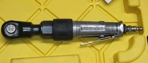 Ingersoll Rand 107 XP, 3-8" Drive Pneumatic Air Ratchet Wrench Made in Japan