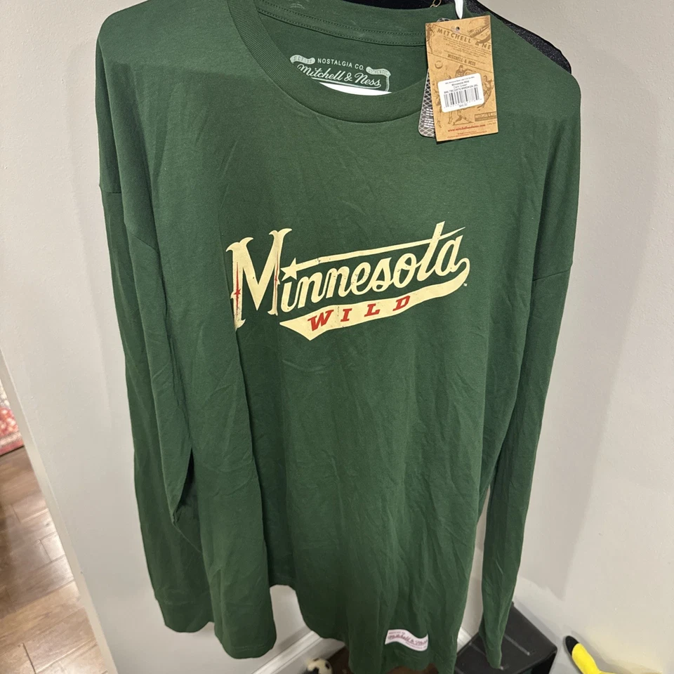 Camiseta Mitchell & Ness masculina Minnesota Wild NHL logotipo básico desgastado manga longa XXL - Imagem 2 de 4