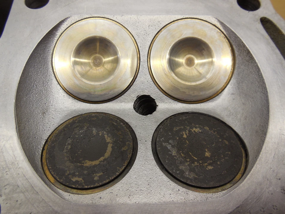 Nice! 1999 Husaberg FE600E Cylinder head assembly 99 FE600 FE 600 E - Image 2 of 4