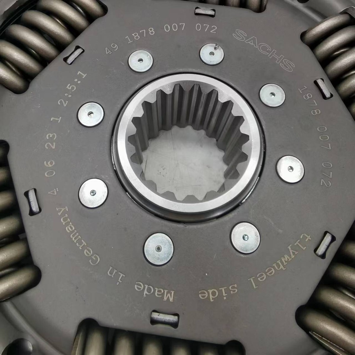 SACHS clutch disc Clutch plate 1878007072 1878 007 072 for