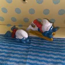 Schleich 20025 Schwimmer 1x Rot und 40201 Schlittenfahrer Schlumpf Schlümpfe