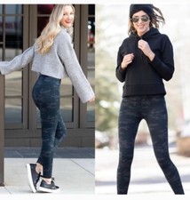 NWT SPANX Look At Me Now Seamless Camo Leggings