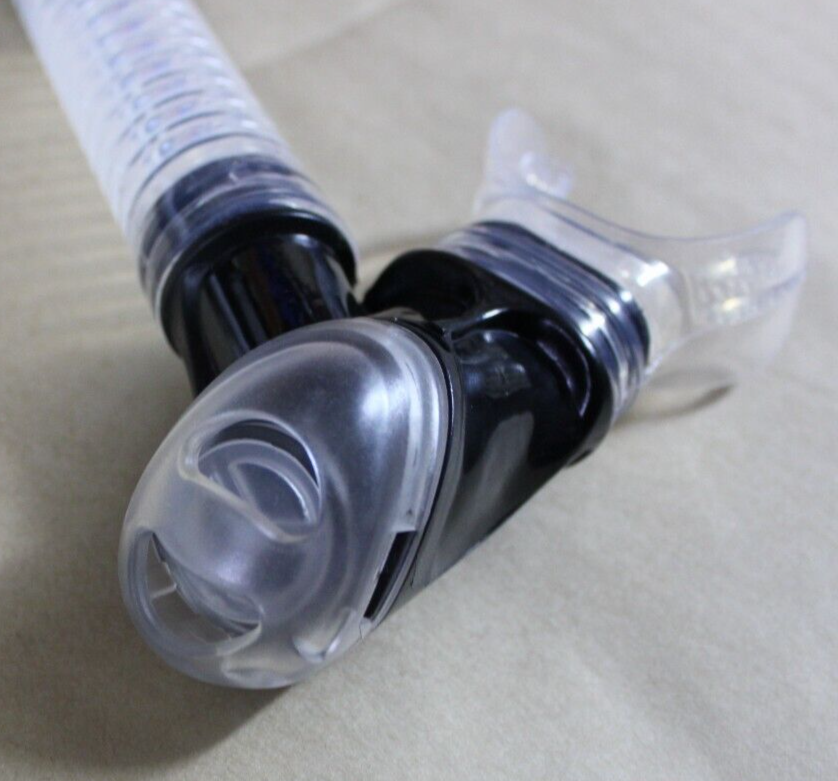 Dry Snorkel with Silicone Mouthpiece Purge Valve Mask Clip & Dry Valve