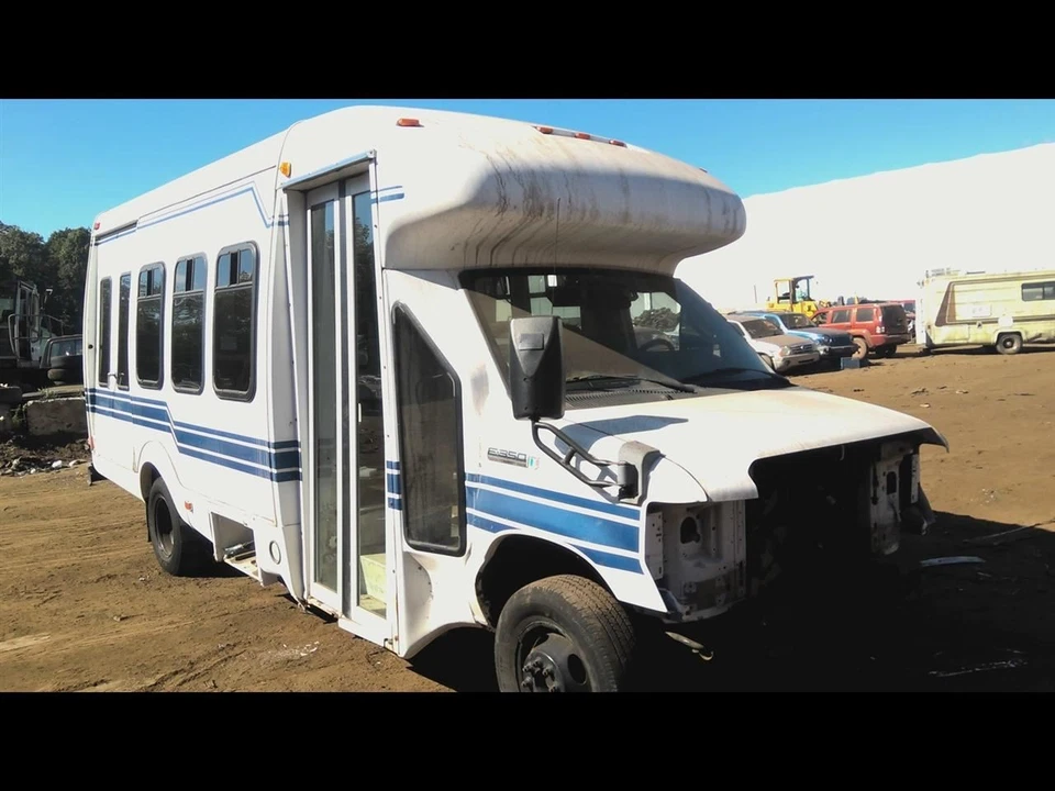 Roda DRW 16x6 aço 4 furos ovais compatível com 07-19 21-23 Ford E350 Van 6771968 - Imagem 2 de 4