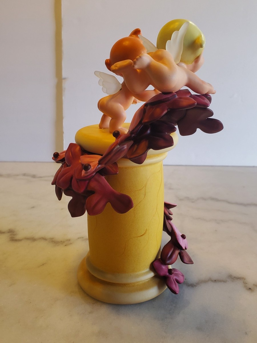 Vintage Walt Disney WDCC Fantasia Cupids LOVE'S LITTLE HELPERS