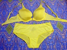 Vassarette 36C Small/Medium Matching Bra Bikini Panty Set Vintage Yellow