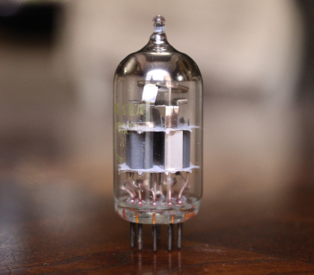 Tesla PCC88 7DJ8 Dual Triode Balanced Sections Tested Low Noise O-Getter — photo 3