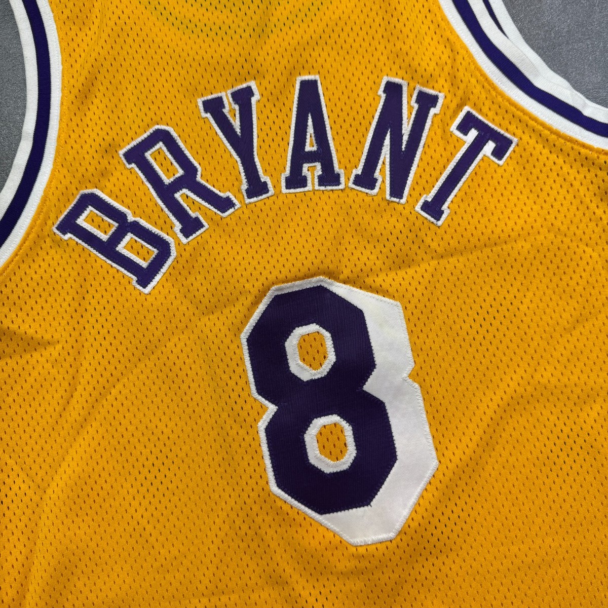 100% Authentic Kobe Bryant Vintage Nike 1998 LA Lakers Jersey Size