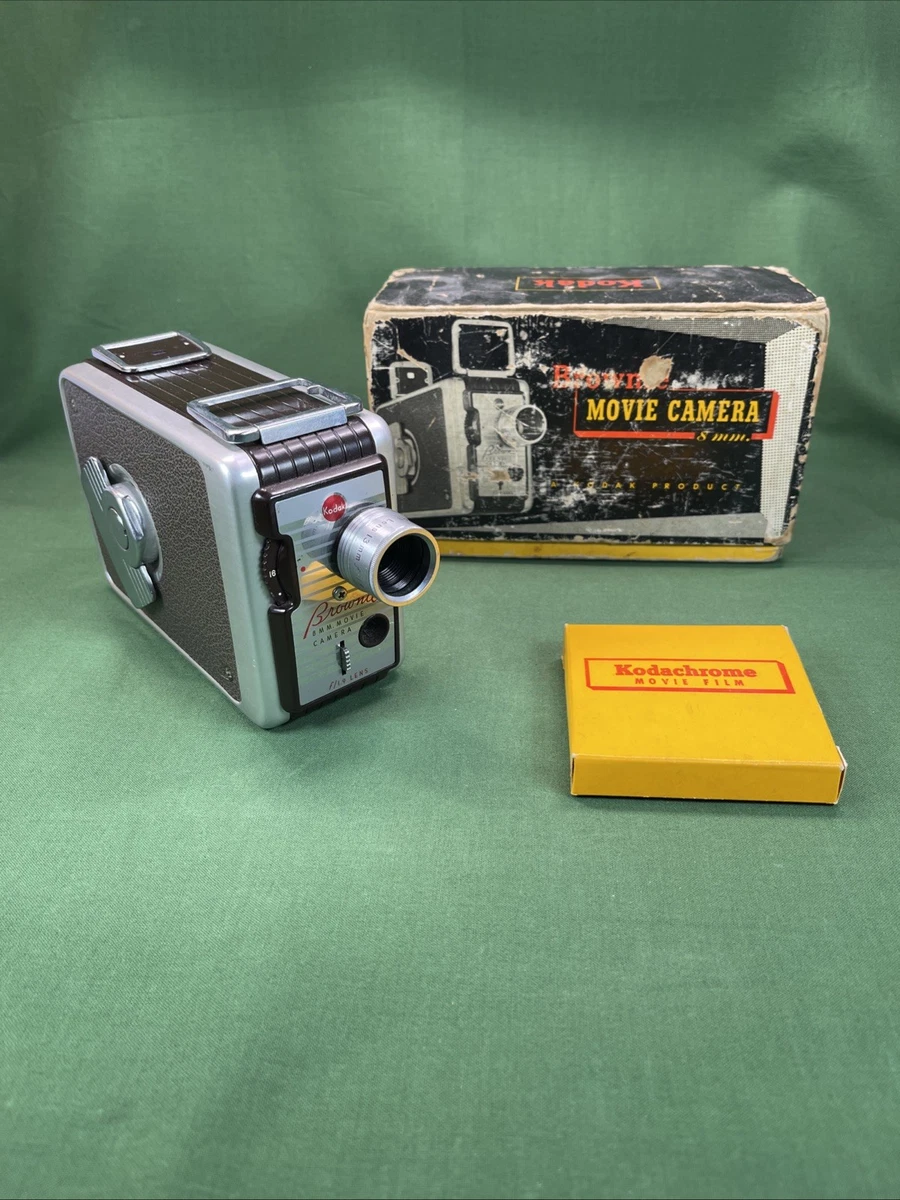 A Cine Kodak Model K 16mm Cine Camera, motor runs, body G-VG, with 25mm