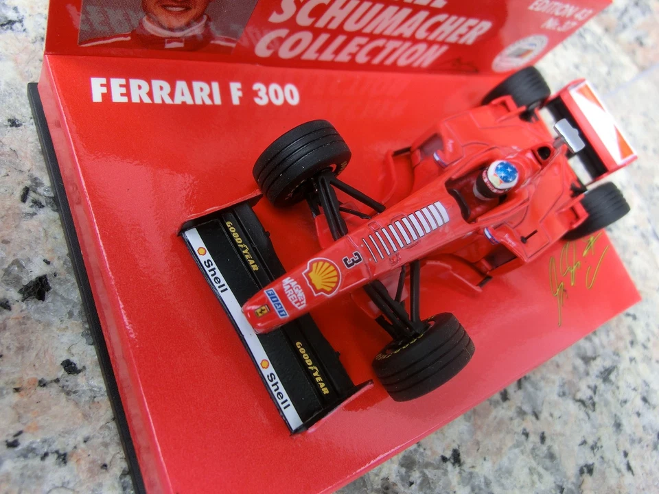 MINICHAMPS Michael Schumacher Collection 1:43 Ferrari F 300 Ed 43 No 37 #3 F1 98 - Bild 4 von 4