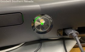 Microsoft Xbox 360 w/ 7 game(s) and accs