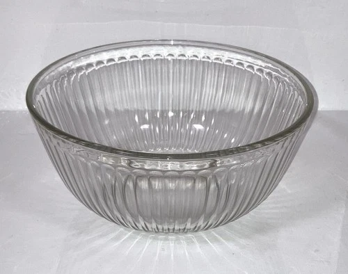 Large Pyrex Ribbed 10 Cups Clear Glass Mixing Bowl 7403-S USA