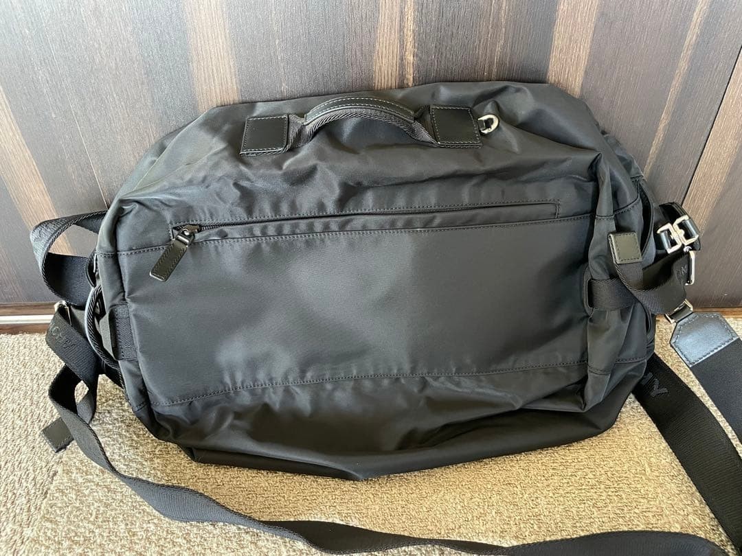 GIVENCHY G-Zip Backpack Medium (Model BK50A8K1JE)… - image 3