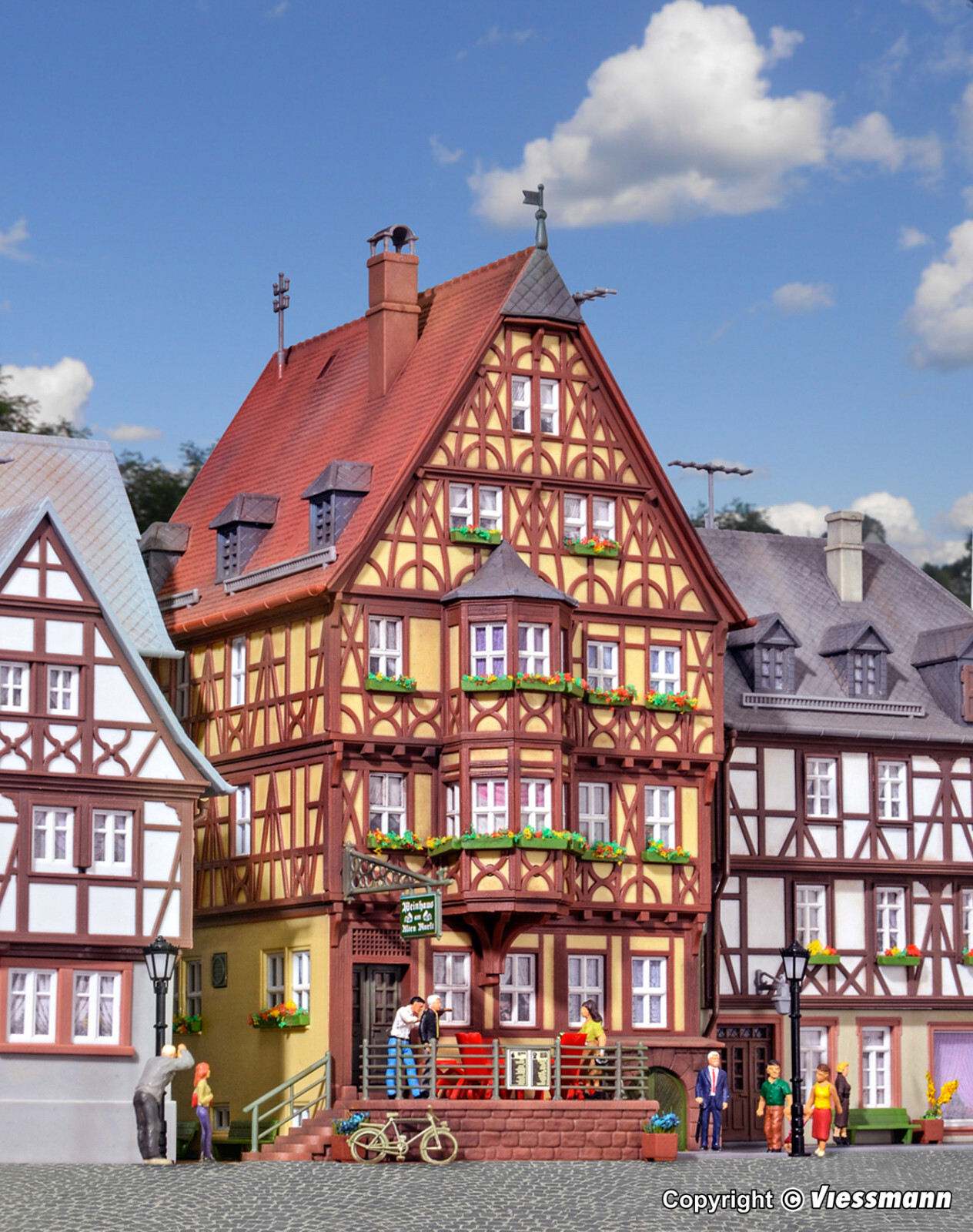 Kibri H0 38902 - H0 Haus mit Erker in Miltenberg Bausatz Neuware