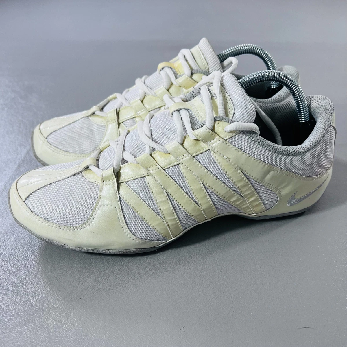 Sneakers for shop dance cardio