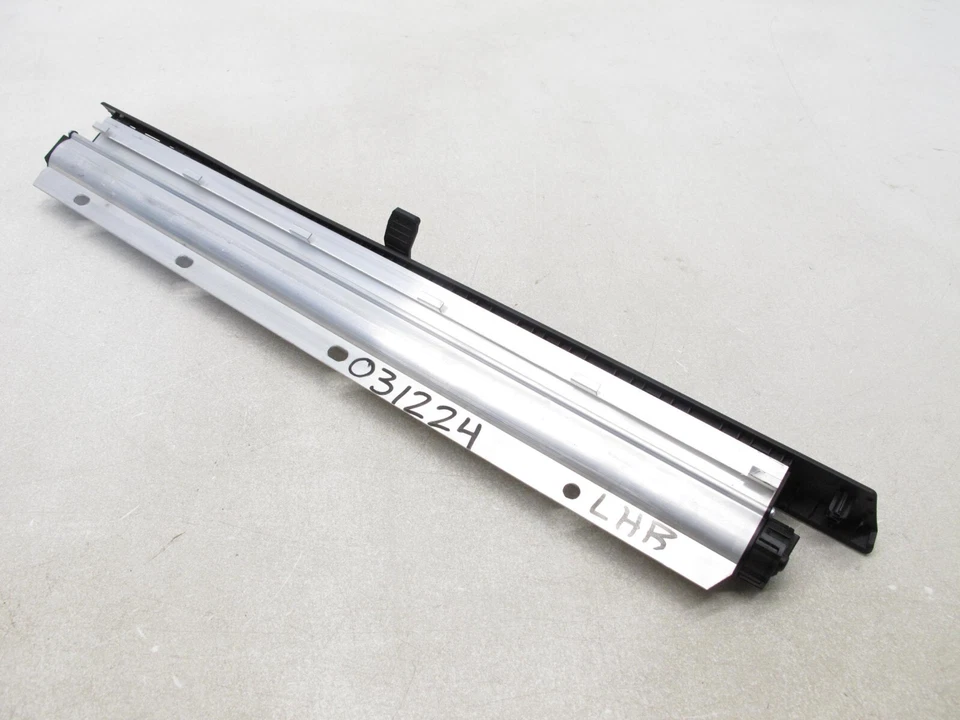 11-16 BMW F10 528i 535i 550i M5 SEDAN WINDOW SHADE DOOR PANEL LEFT REAR 031224 - Image 3 of 4