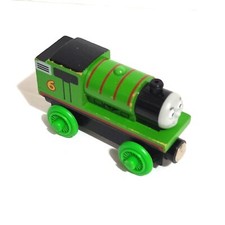 Thomas  Friends Percy 6 Green Wooden Train Engine Loose Figure 3"