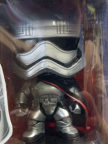 Funko Pop Vinyl Star Wars 65 MIB Captain Phasma 2015 - Picture 2 of 5