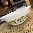 RARE-PYREX SPRING BLOSSOM CRAZY DAISY 443  2 1/2 Quart Bowl BEAUTIFUL
