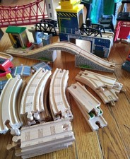 Mixed Lot Wooden 75 Pieces Thomas Train Tracks Crane Roundhouse...