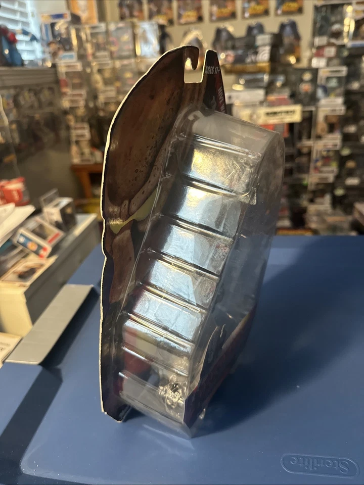 NECA Reel Toys Predator Action Figure Hive Wars Predator New Sealed 2013 - Image 4 of 4