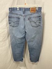 Vintage 2002 Levis Relaxed Fit Blue Denim Jeans Mens 36x30 Light Wash Straight