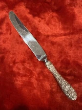 US STERLING STIEFF “ROSE” Repousse  8 7/8” (225mm long)  Knife 1 pc c. 1925