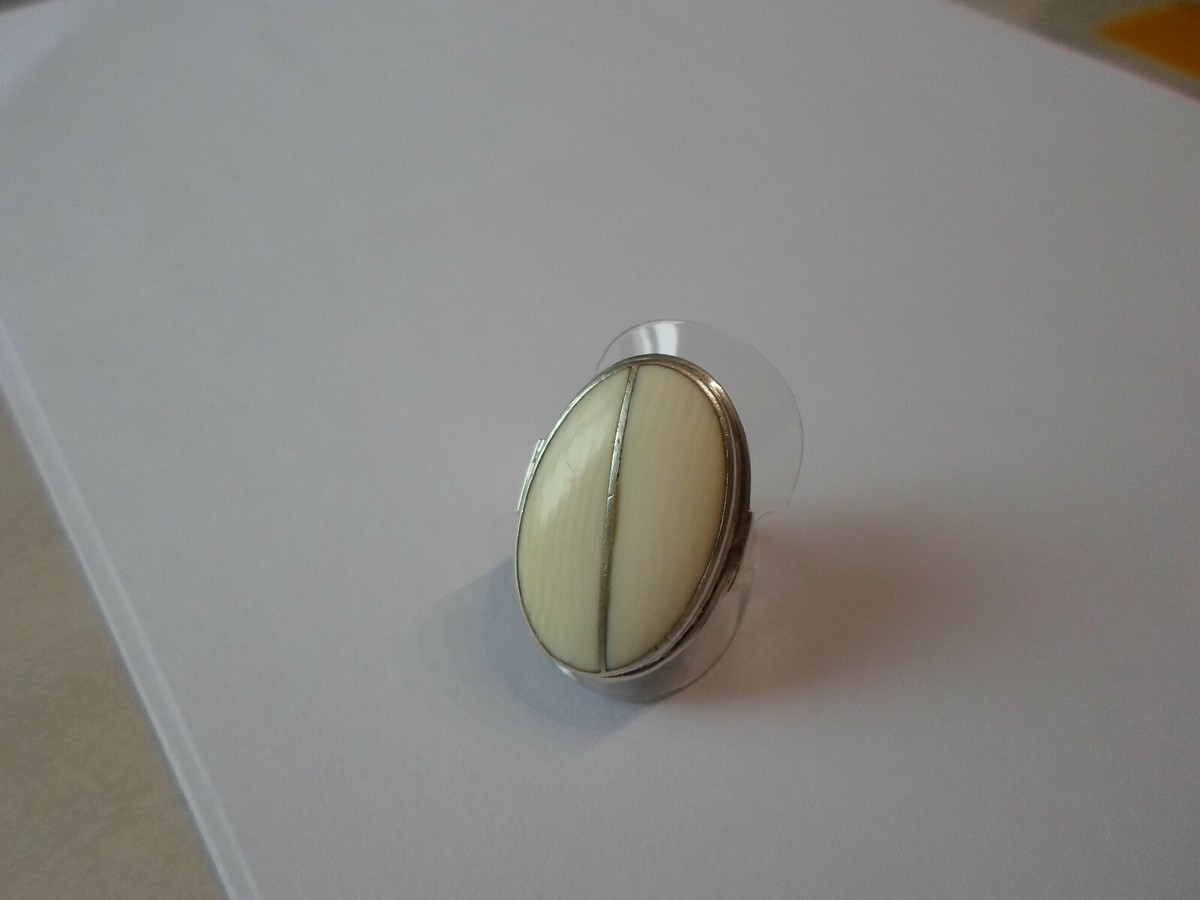 Bague En Argent Massif Avec Cabochon Noir - Taille 58 - Occasion, Style Sobre Et Intemporel