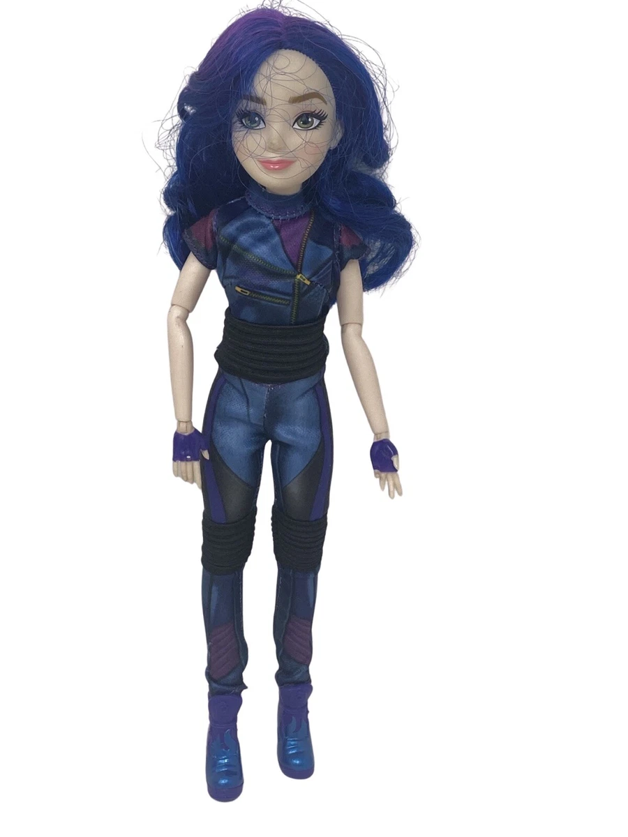 Descendants, Dolls, Costumes & Toys