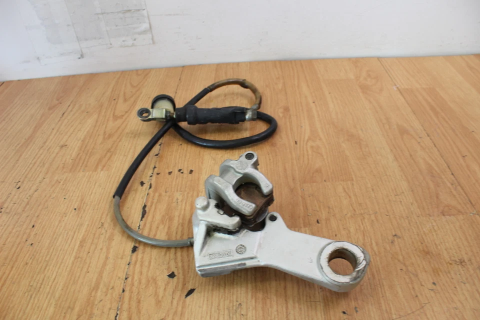 2005 Husqvarna TE450 后制动卡钳/主缸/Lever — 第 2/4 张图片