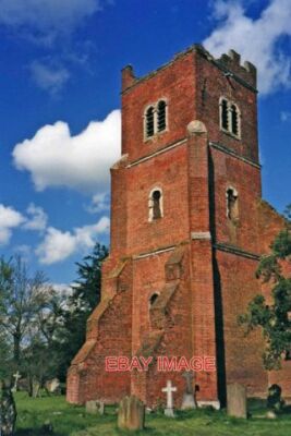 FOTO JOHANNES KIRCHTURM STANMORE HIER HABEN WIR DEN TURM DER ZIEGELKIRCHE