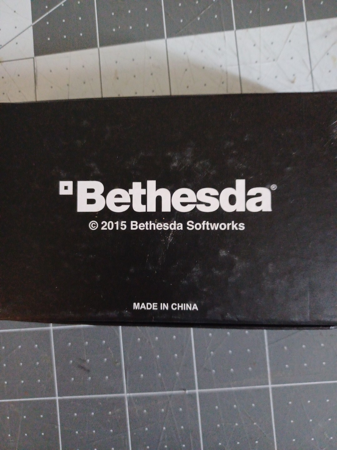 Fallout Vault-Tec Vault 111 Keyring Keychain Bethesda 2015