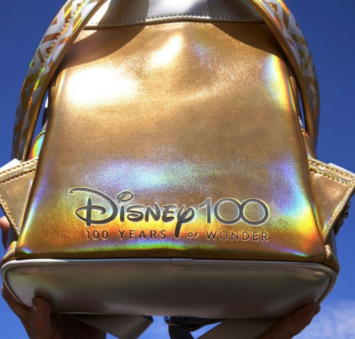 disney100 limited edition exclusive platinum simba cosplay mini backpack Disney100 Limited Edition Exclusive Platinum Simba Cosplay Mini Backpack