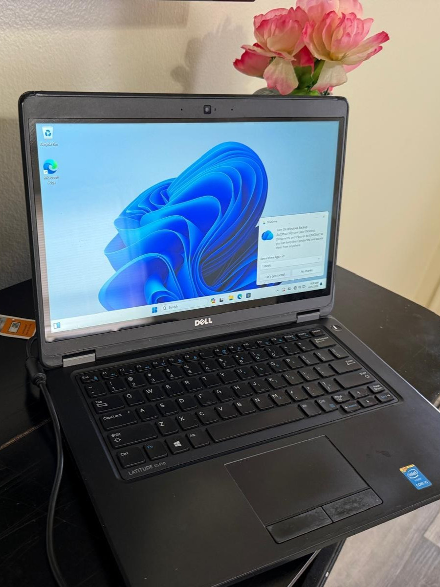 Dell Latitude E5450 i5-5200U 2.20GHz 8GB 120GB Windows 11 Pro Touch Laptop PC