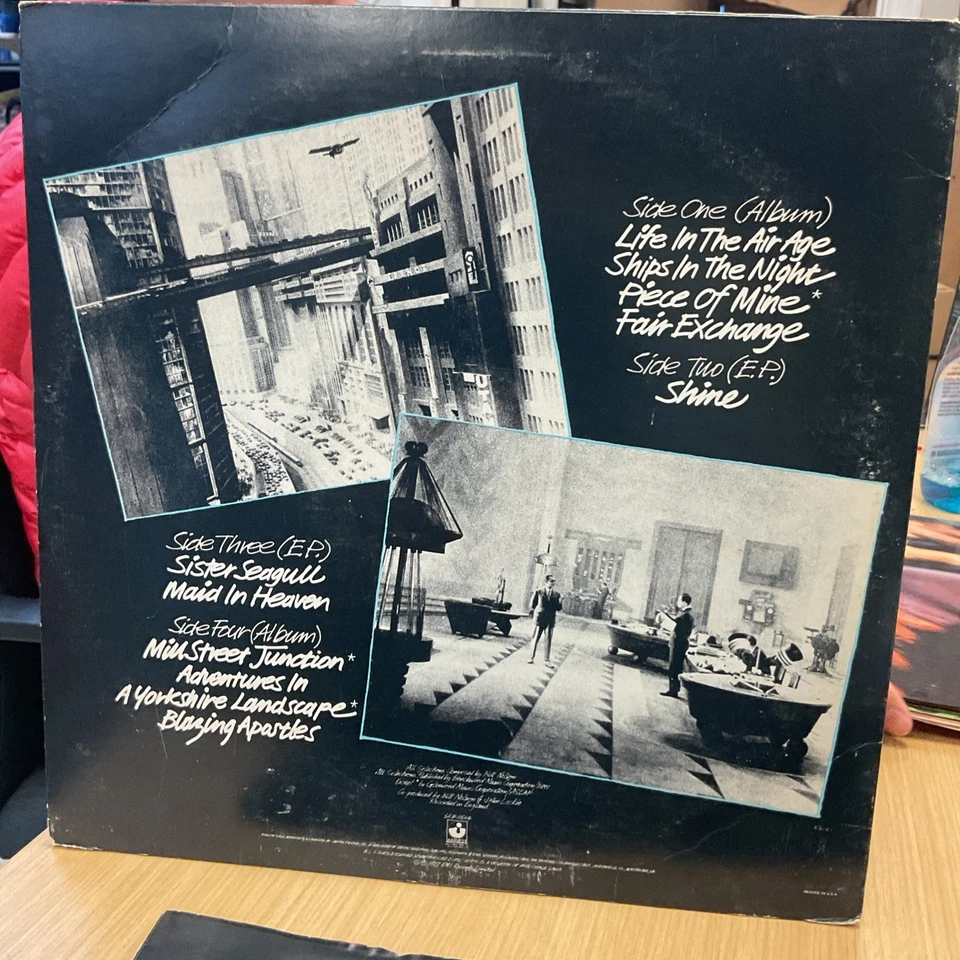 LIVE IN THE AIR AGE [LP] Be Bop Deluxe 1977 White Vinyl Black EP - Image 2 of 4