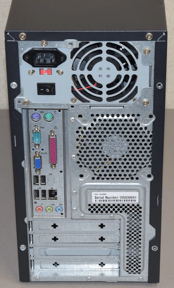 PC retro para juegos Systemax Foxconn 651M03-G-6L Celeron 2,8 GHz 2 GB 3,5" disquete AGP Foto 3 de 4