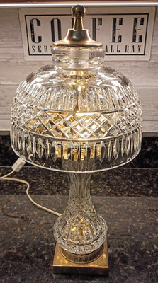 Vintage Diamond Cut Crystal Table Lamp 17.5'' Tall w/Brass Base & Crystal Shade