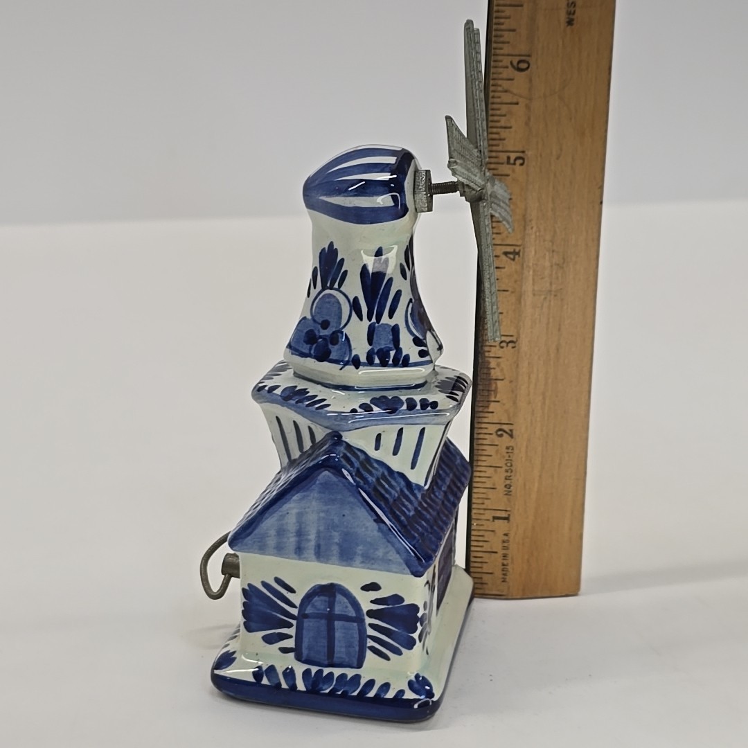 Vintage Boma Delft Blauw Holland Music Box Windmill Moves Blue & White Works