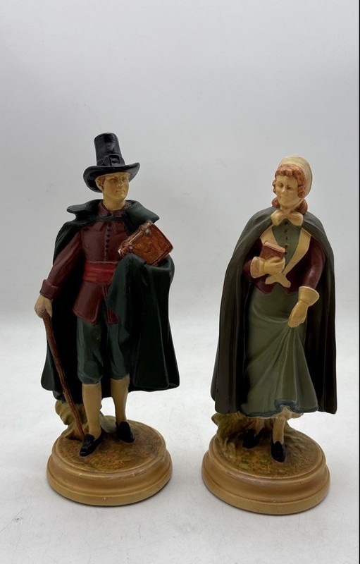 Columbia Statuary Co. Multicolor Male Female Pilgrim Ceramic Figurines Lot Of 2